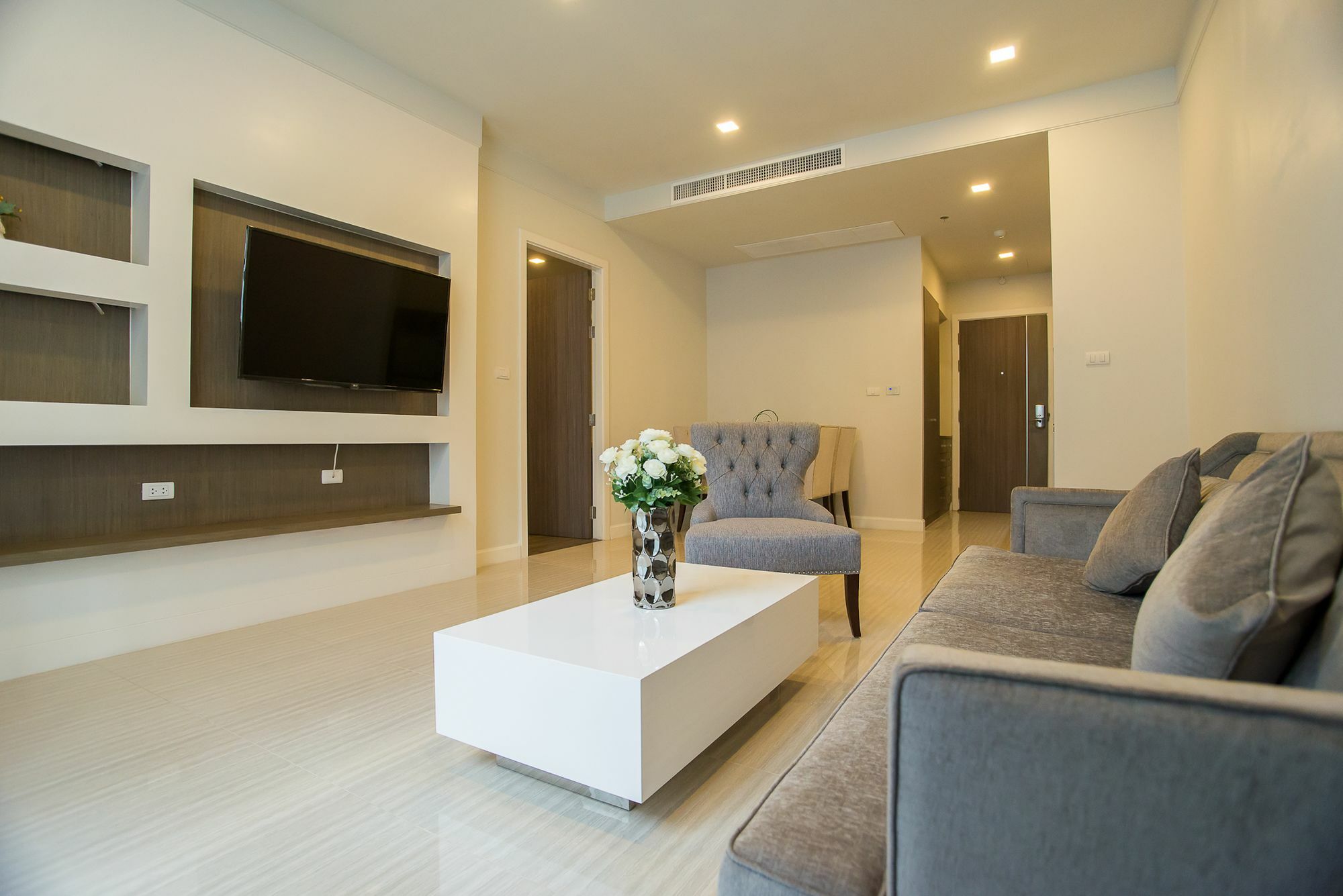 Metropolis Suites Bangkok, Tapestry Collection By Hilton Экстерьер фото